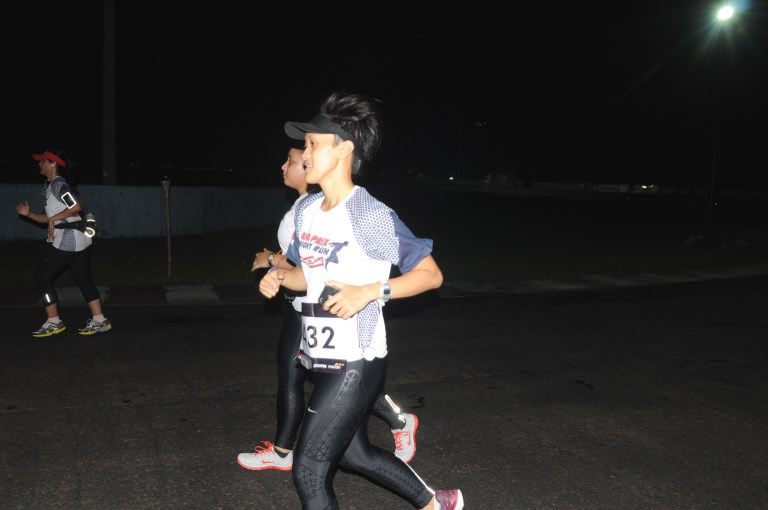 nikmatin banget lari disini :)