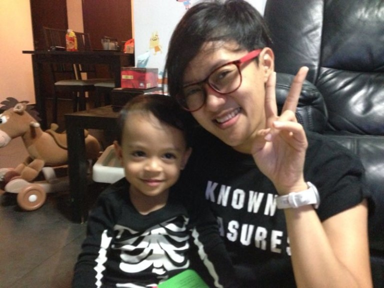 sama Mahaa.."klupuk more".."No ipad" :))) *cubit gemesh