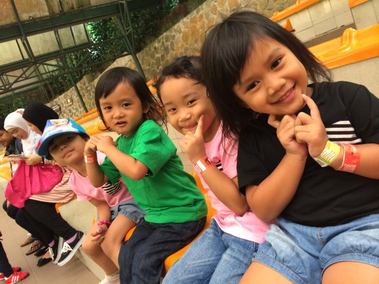 Siap-siap nonton various animal show