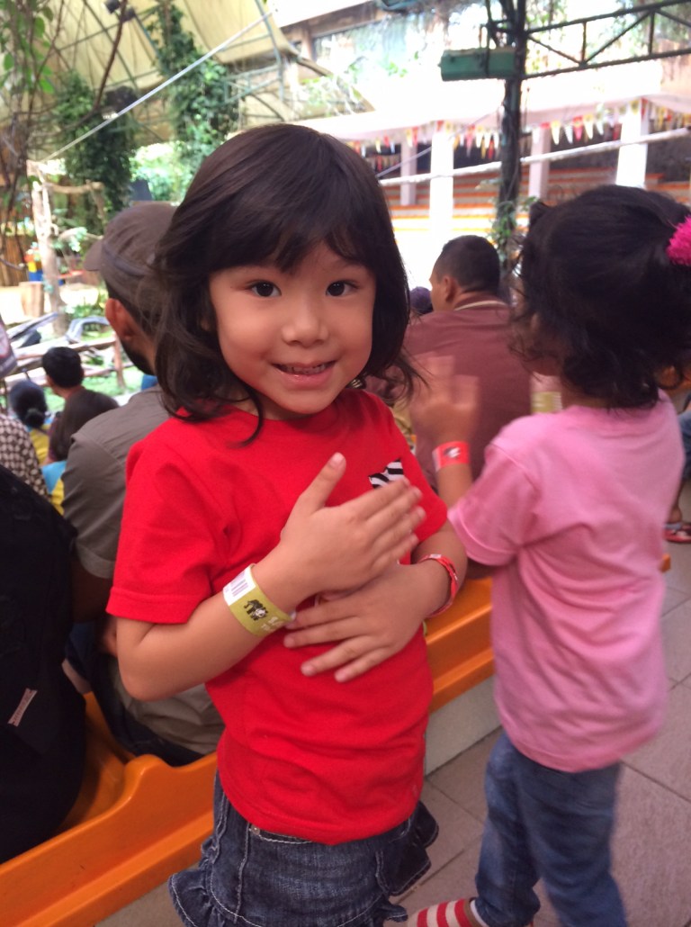 Kinara si anak hebat ! :)